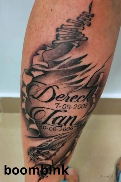 Tatuaje conmemorativo con pluma en black and grey.